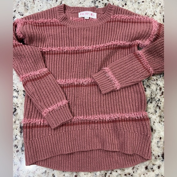 Girls Sweater Size 7/8 Small - Picture 1 of 6